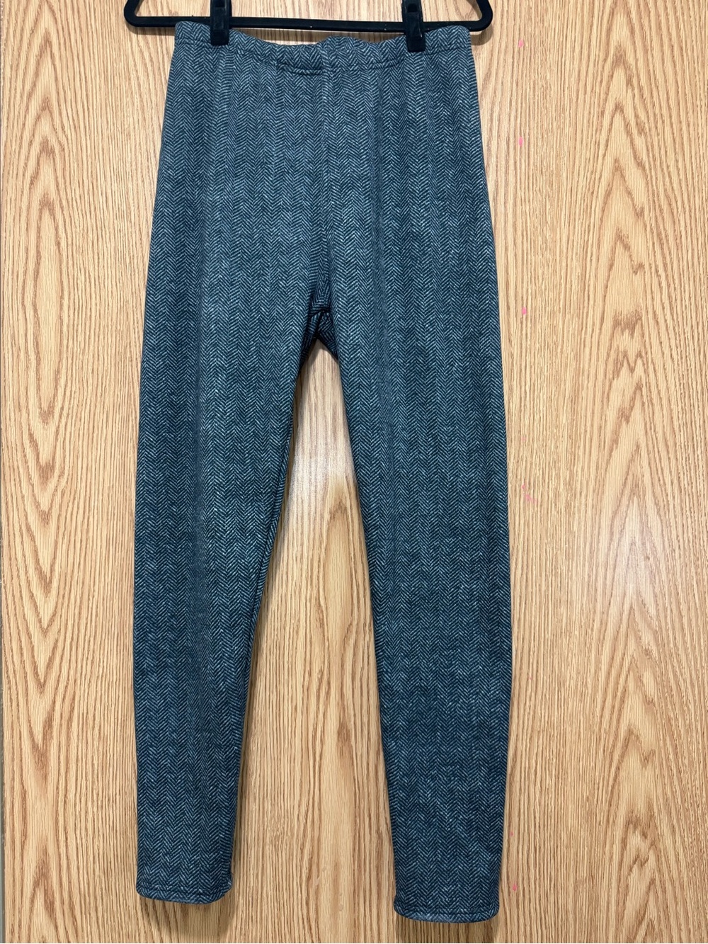 Just Cozy Blue Chevron Fleece-Lined Leggings – Size XL